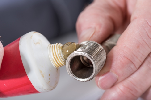 Emergency plumbers West Kensington, W14