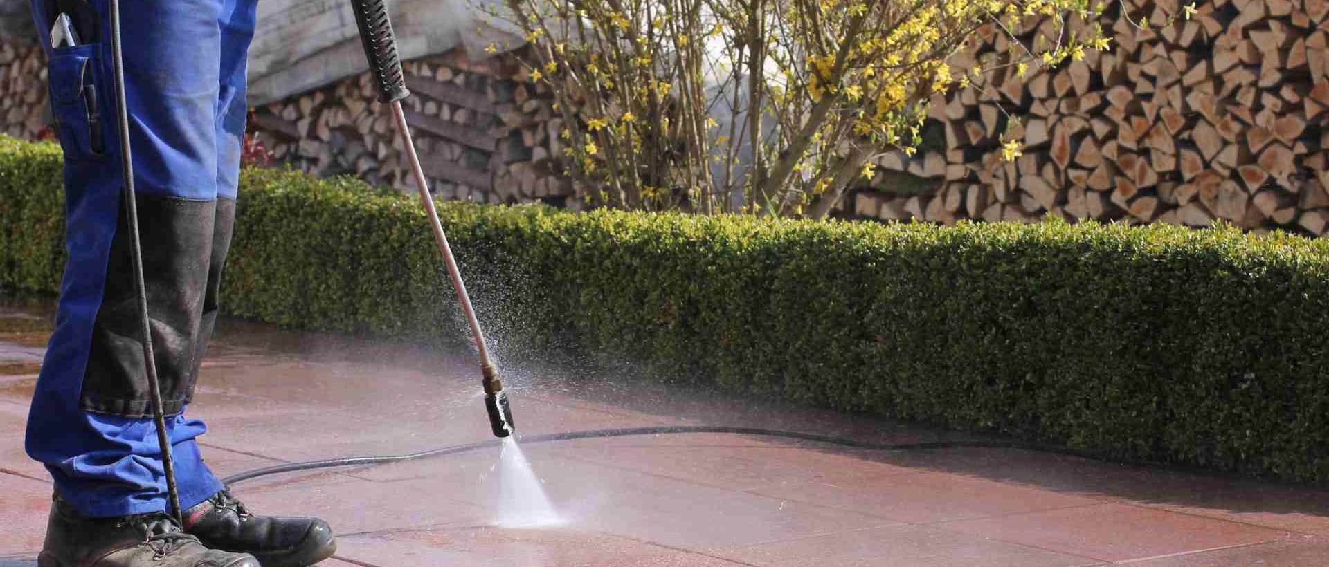 garden maintenance W14